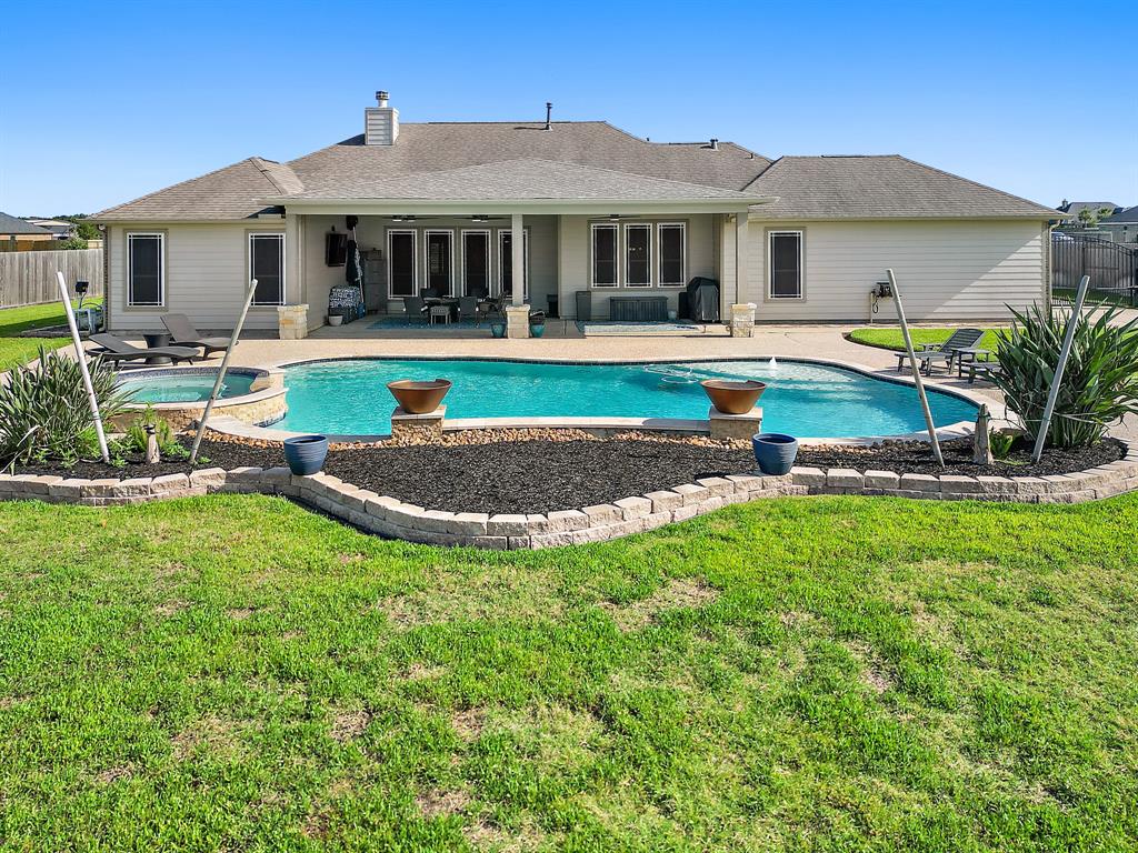 4535 Pineloch Bayou Drive, Baytown, Texas image 33