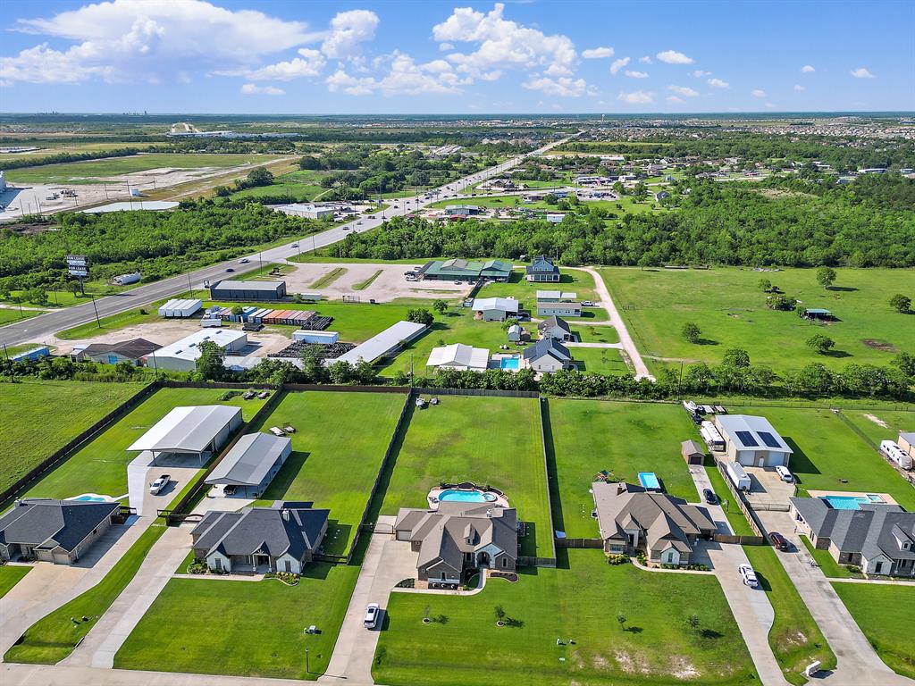4535 Pineloch Bayou Drive, Baytown, Texas image 39