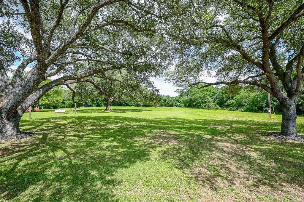 5558 Spreen Road, Brenham, Texas image 2