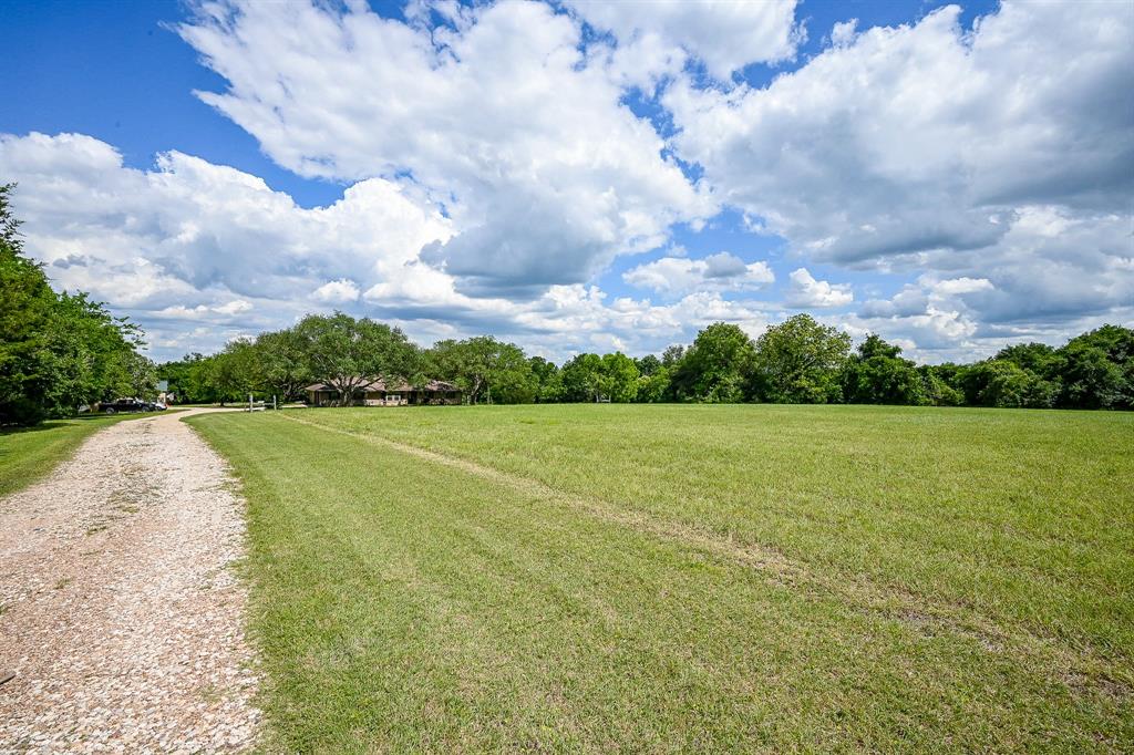 5558 Spreen Road, Brenham, Texas image 8