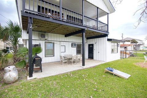 A home in Port O Connor