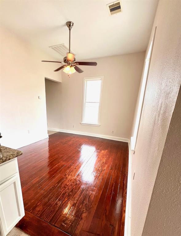 1512 37th Street, Galveston, Texas image 7