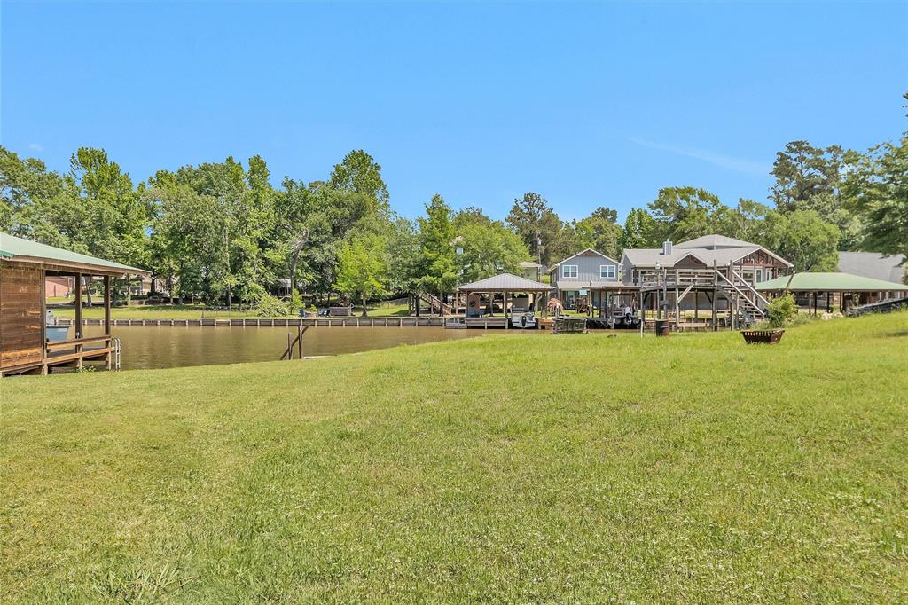 170 Weeping Willow, Livingston, Texas image 9