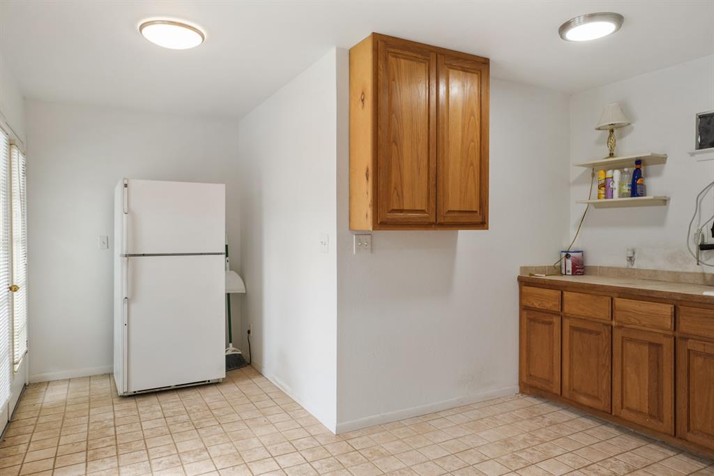 6625 E Post Road, Kyle, Texas image 44