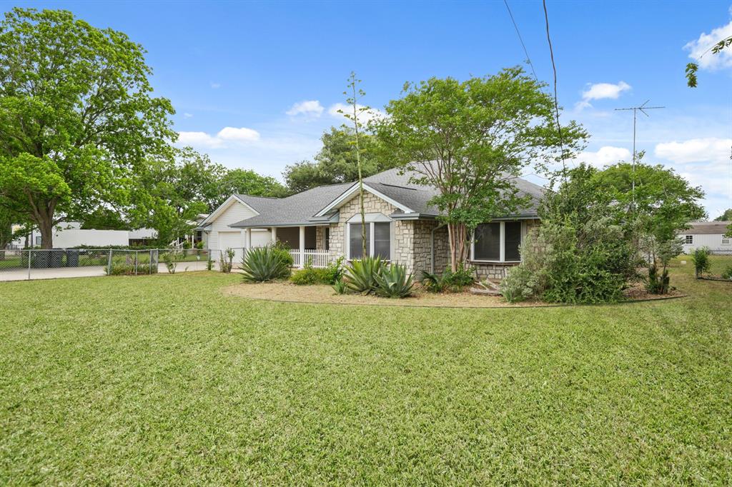 6625 E Post Road, Kyle, Texas image 3