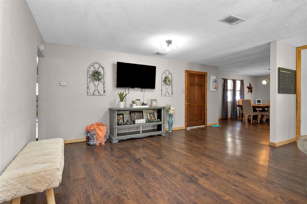17 Underwood Drive, Huntsville, Texas image 10