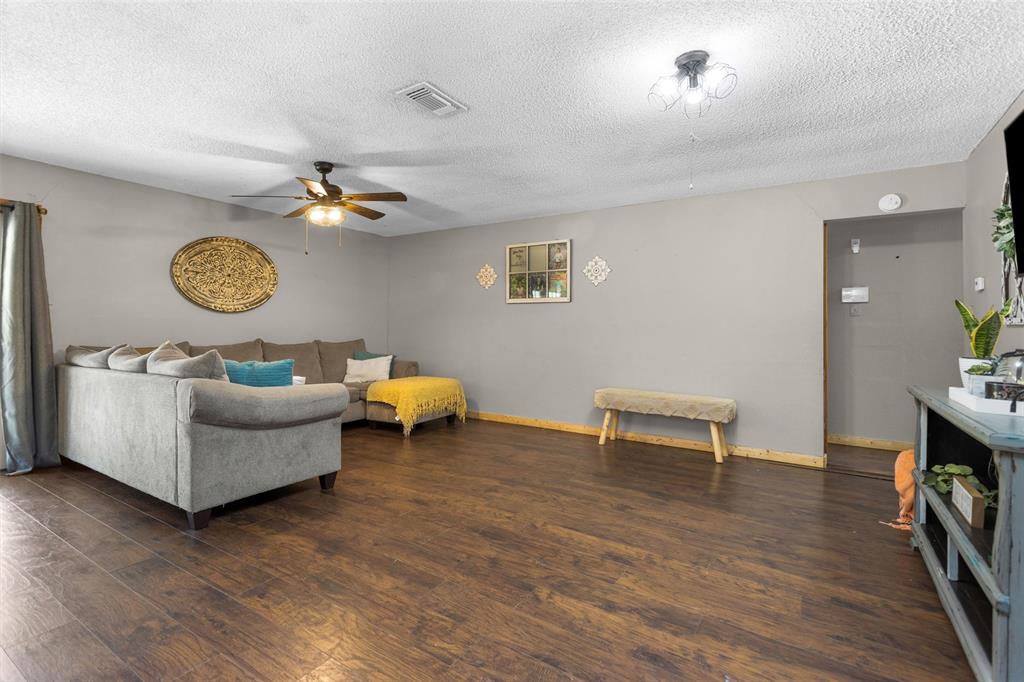 17 Underwood Drive, Huntsville, Texas image 7