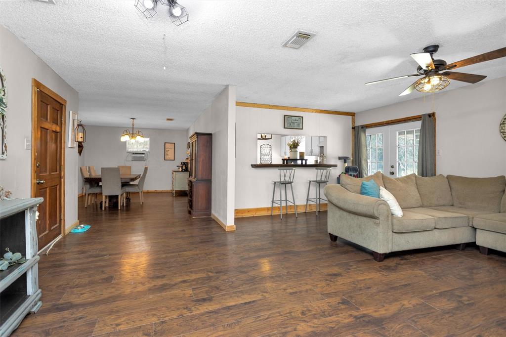 17 Underwood Drive, Huntsville, Texas image 9