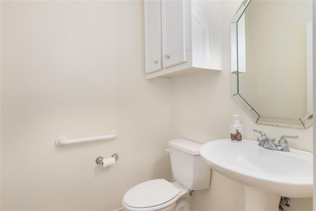 115 April Point Place, Conroe, Texas image 22