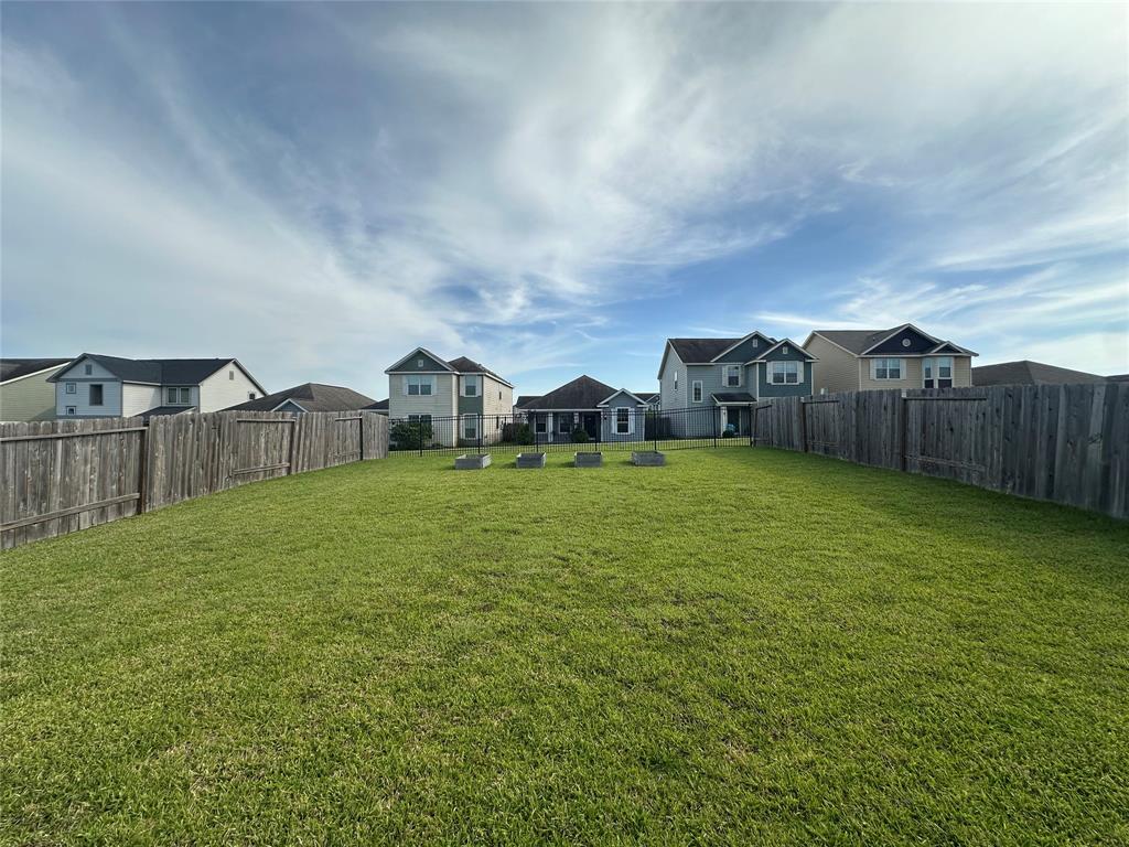 11079 N Lake Mist Lane, Willis, Texas image 24