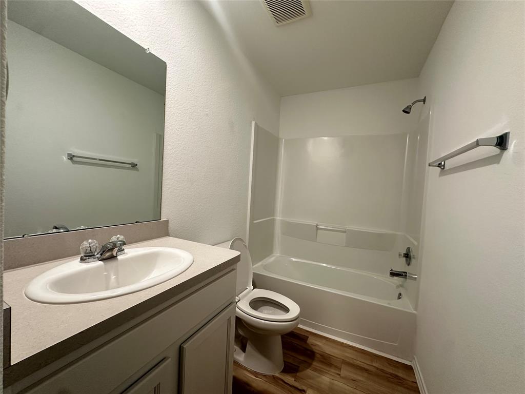11079 N Lake Mist Lane, Willis, Texas image 18
