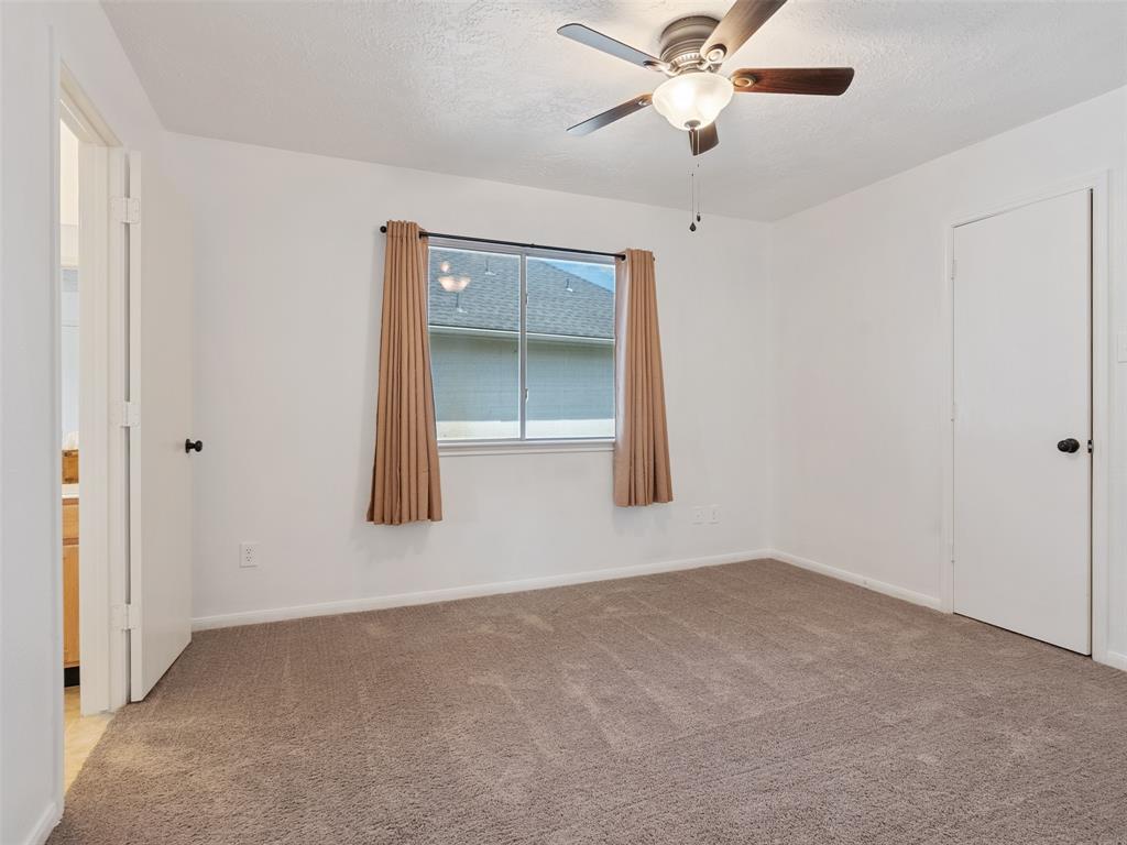 11823 Elizabeth Court, Pinehurst, Texas image 30