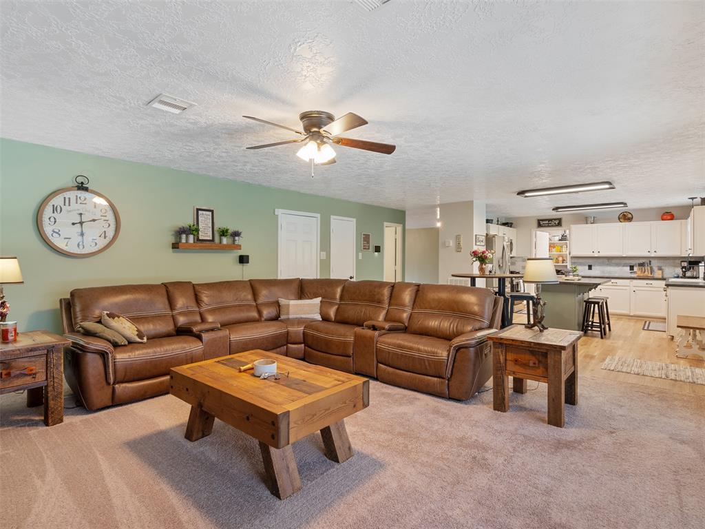 11823 Elizabeth Court, Pinehurst, Texas image 13