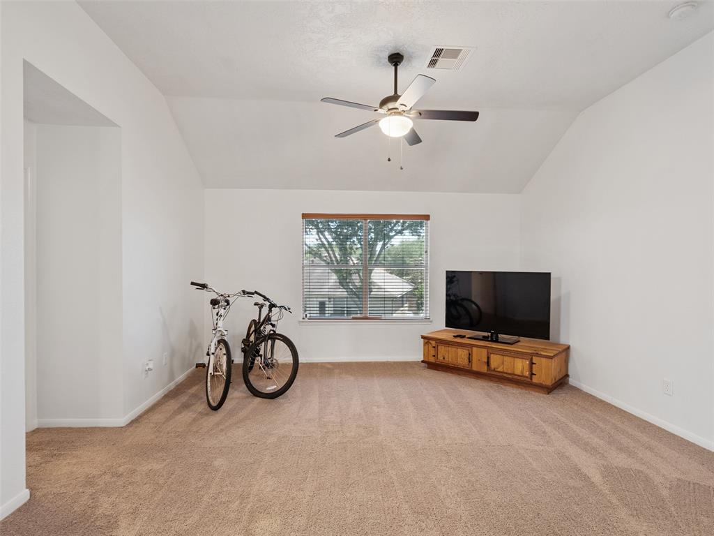 11823 Elizabeth Court, Pinehurst, Texas image 29