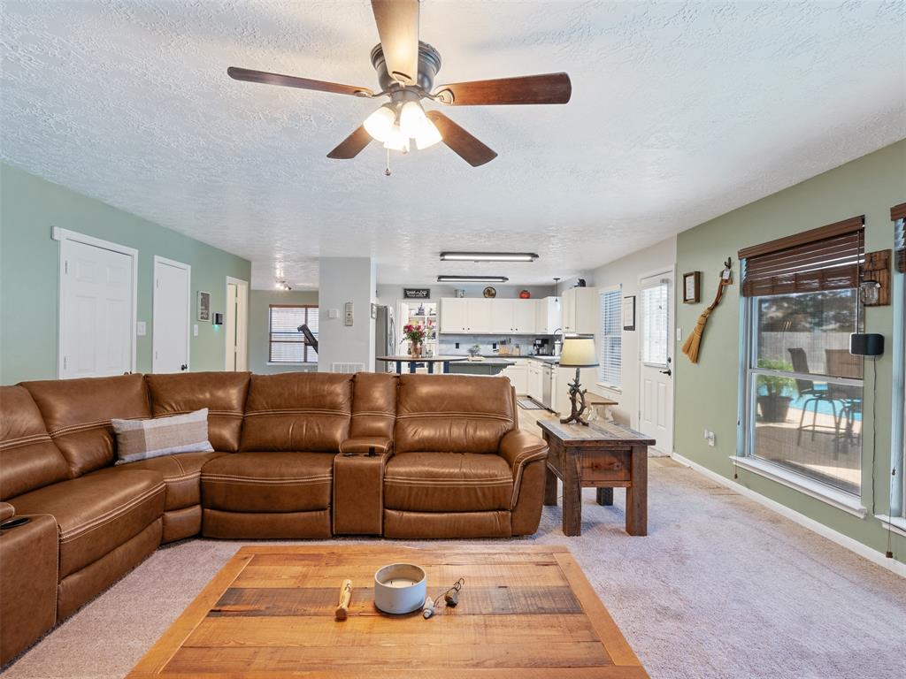 11823 Elizabeth Court, Pinehurst, Texas image 14