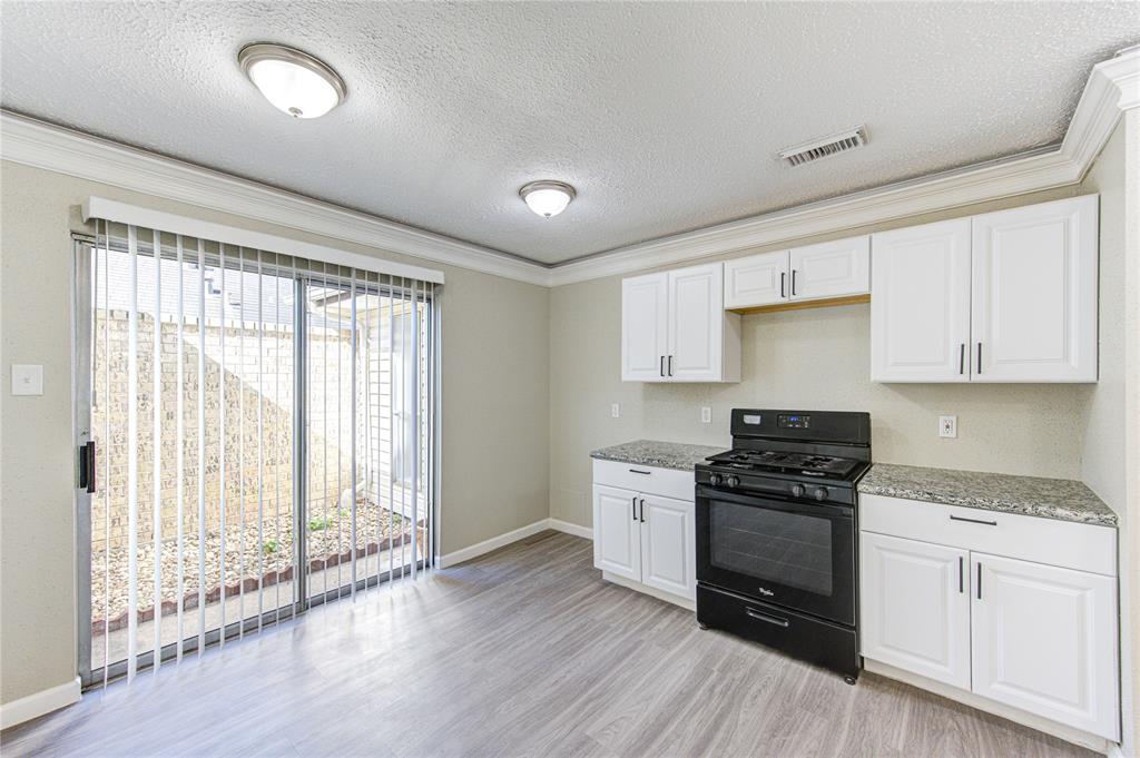 2036 Woodland Hills Drive, Missouri City, Texas image 30