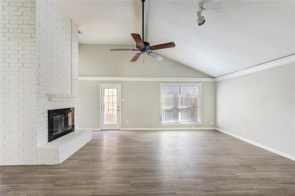 2036 Woodland Hills Drive, Missouri City, Texas image 19