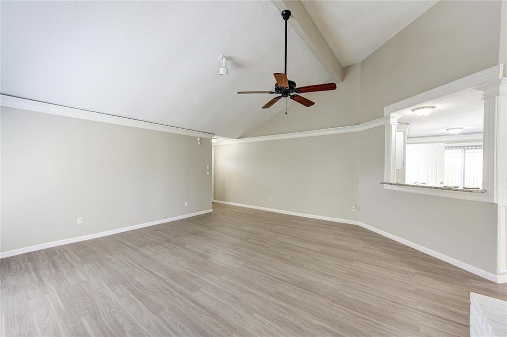 2036 Woodland Hills Drive, Missouri City, Texas image 18