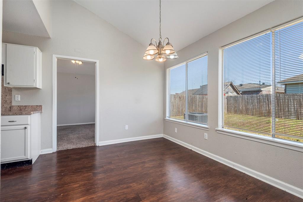 5542 Ambern Drive, Houston, Texas image 8