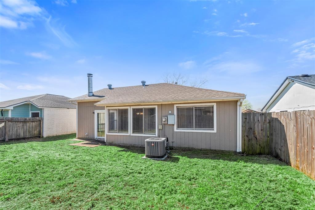 5542 Ambern Drive, Houston, Texas image 24