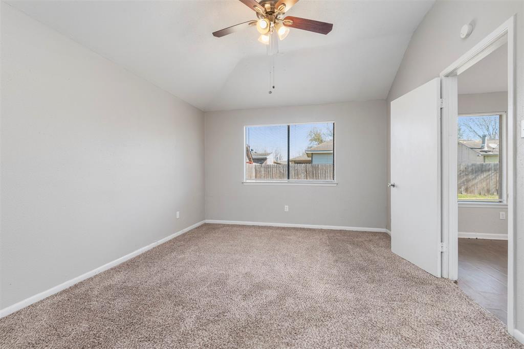 5542 Ambern Drive, Houston, Texas image 13