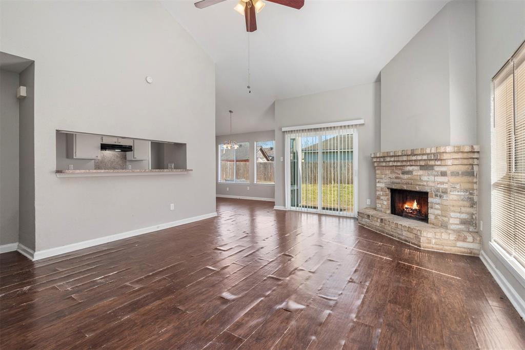 5542 Ambern Drive, Houston, Texas image 5