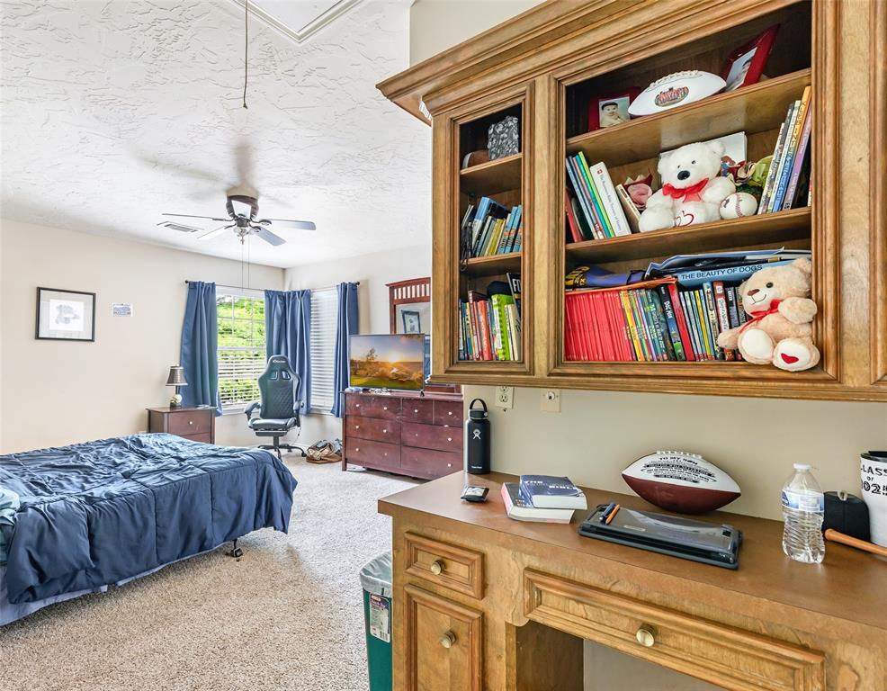6319 Wimbledon Villas Drive, Spring, Texas image 27