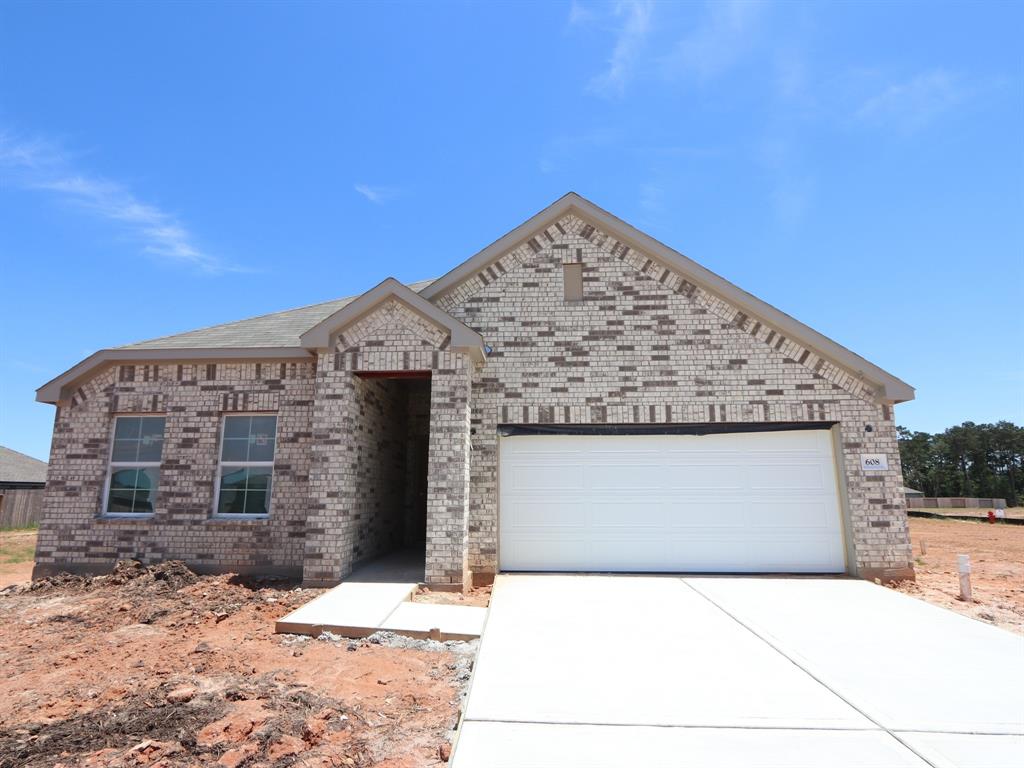 608 Spring Ashberry Court, Magnolia, Texas image 1