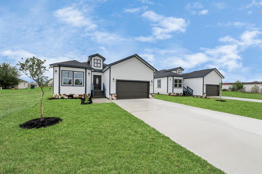 3527 Brook Valley Drive, Brookshire, Texas image 4