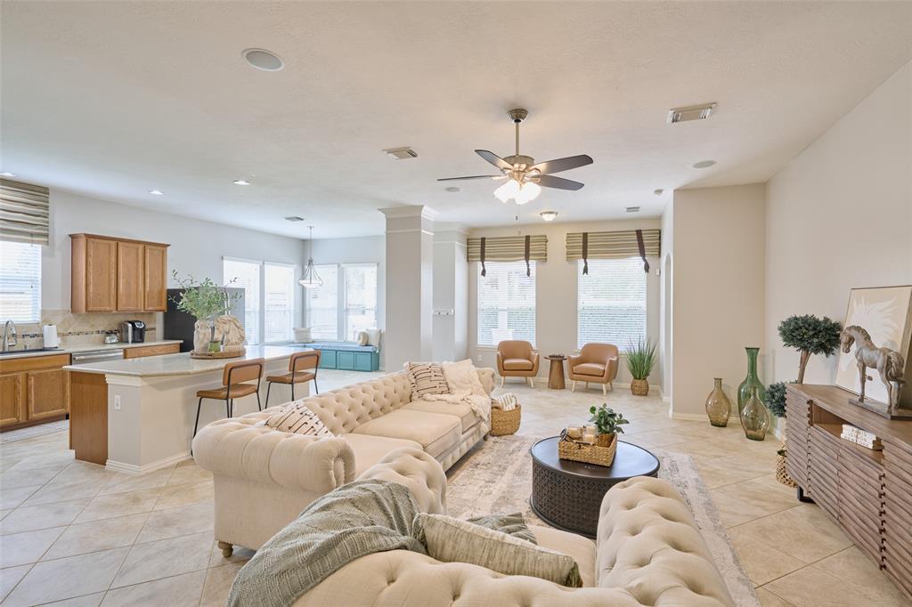 31306 Mallards Pond Court, Spring, Texas image 12