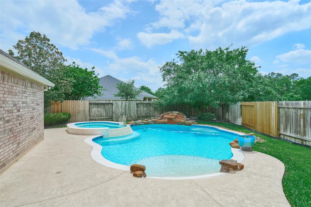 31306 Mallards Pond Court, Spring, Texas image 32