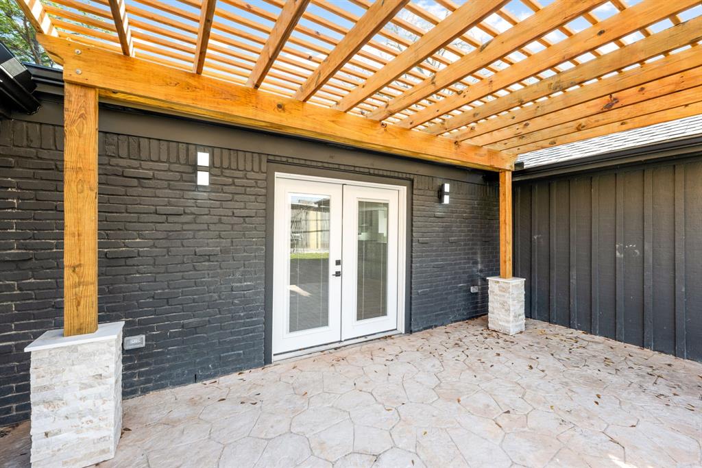 8018 Highmeadow Drive, Houston, Texas image 34