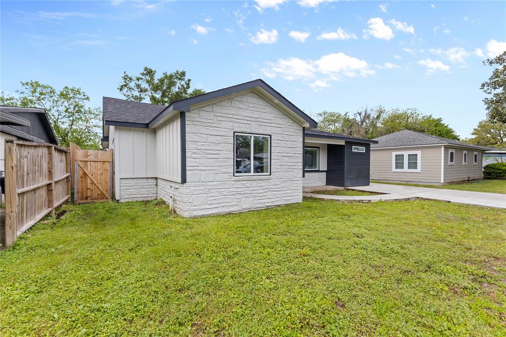 4918 Culmore Drive, Houston, Texas image 3