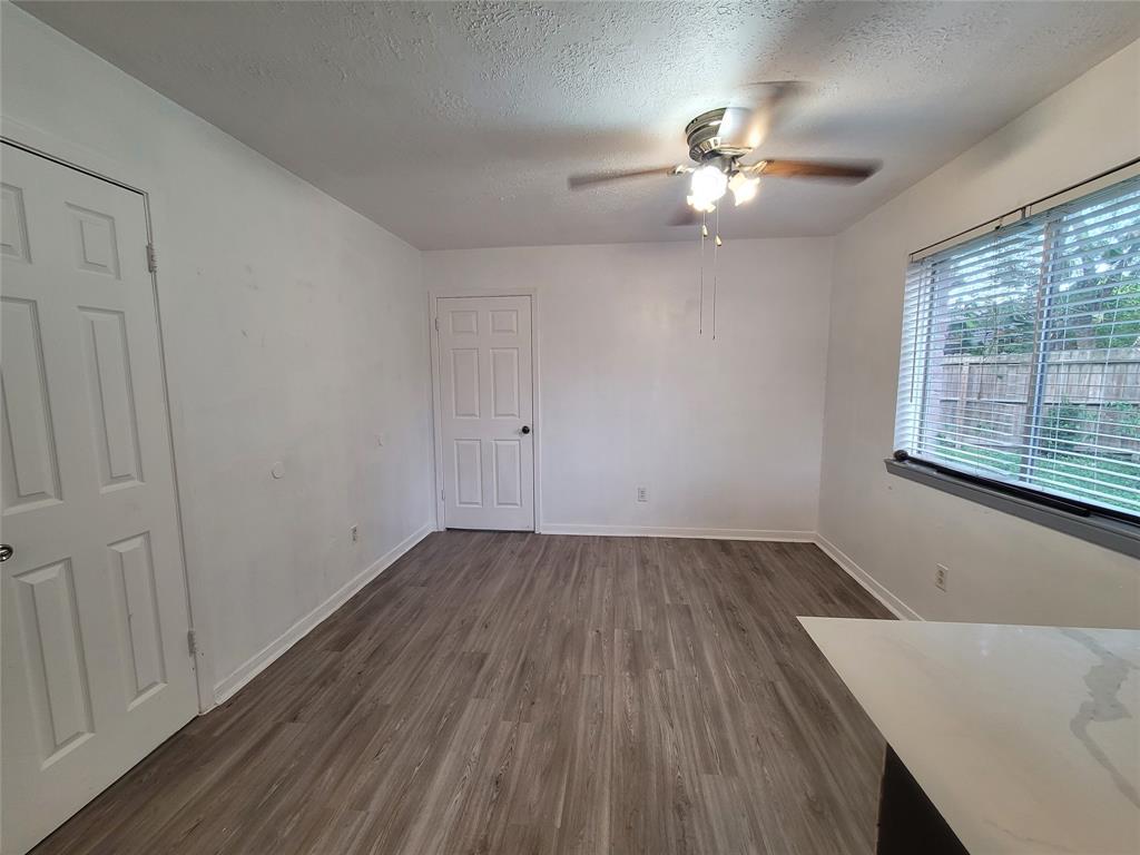13930 New Village Lane