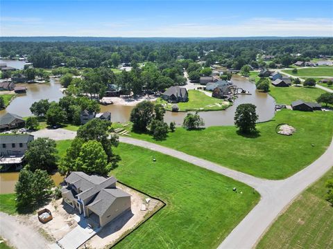 5 Wild Iris Court Huntsville TX 77340