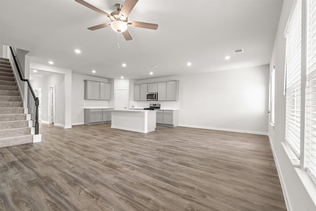 27223 Blue Pool Drive, Katy, Texas image 7