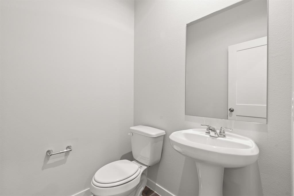 27223 Blue Pool Drive, Katy, Texas image 19