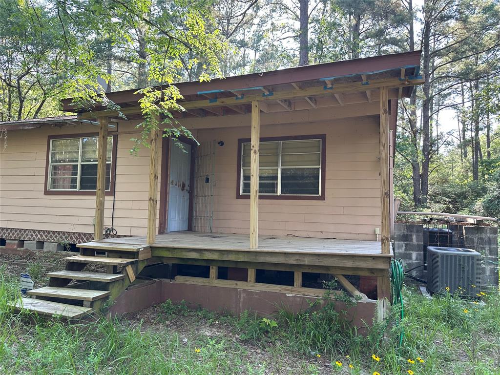 1883 Winding Creek Drive, Trinity, Texas image 16