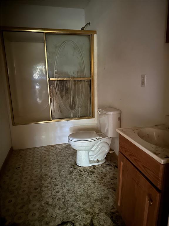 1883 Winding Creek Drive, Trinity, Texas image 12