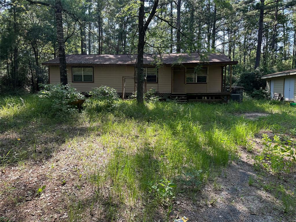 1883 Winding Creek Drive, Trinity, Texas image 1