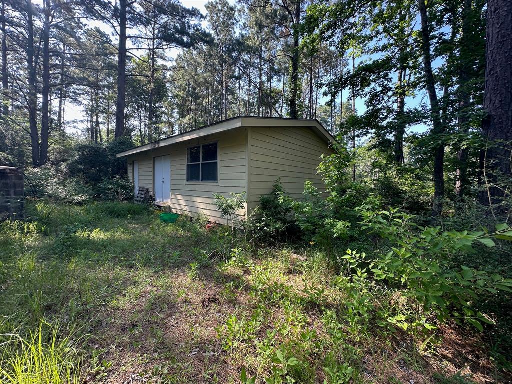 1883 Winding Creek Drive, Trinity, Texas image 18