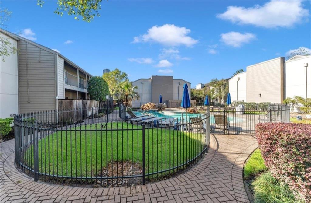 1100 Augusta Drive #42, Houston, Texas image 19