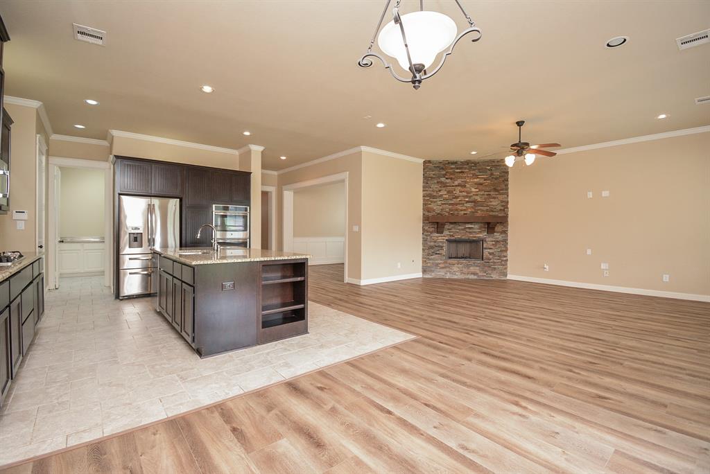 180 Cherry Oak Lane, Montgomery, Texas image 11