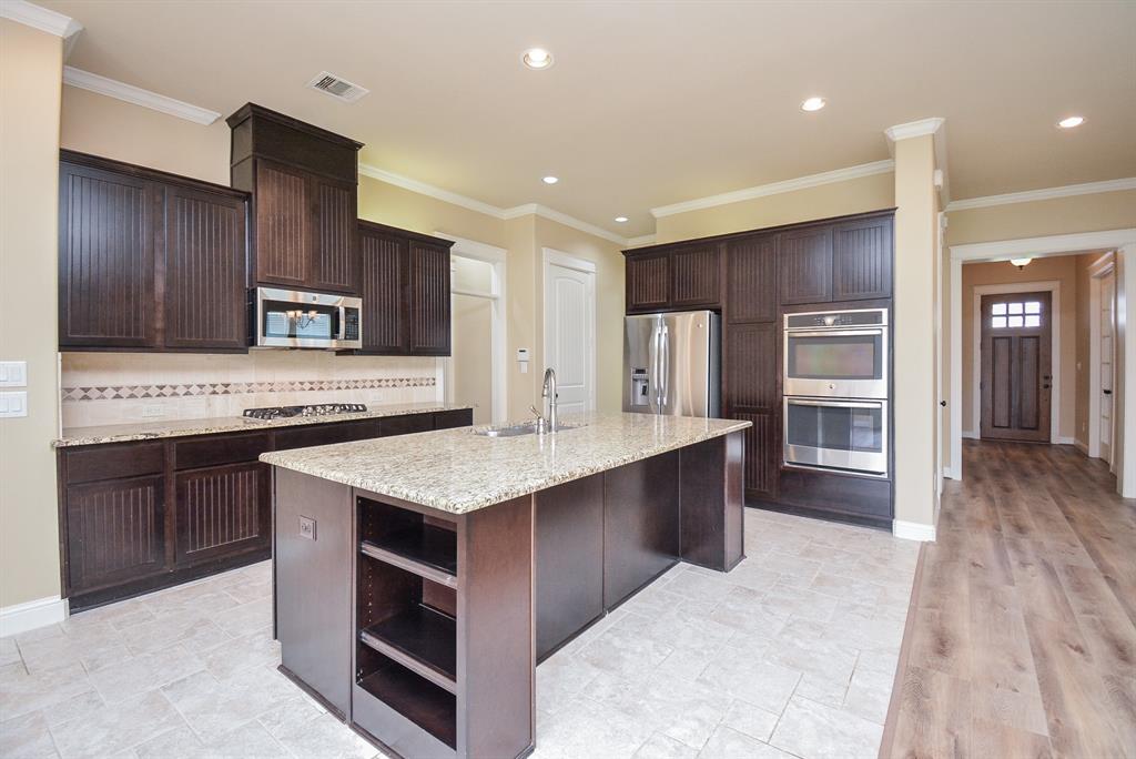 180 Cherry Oak Lane, Montgomery, Texas image 14