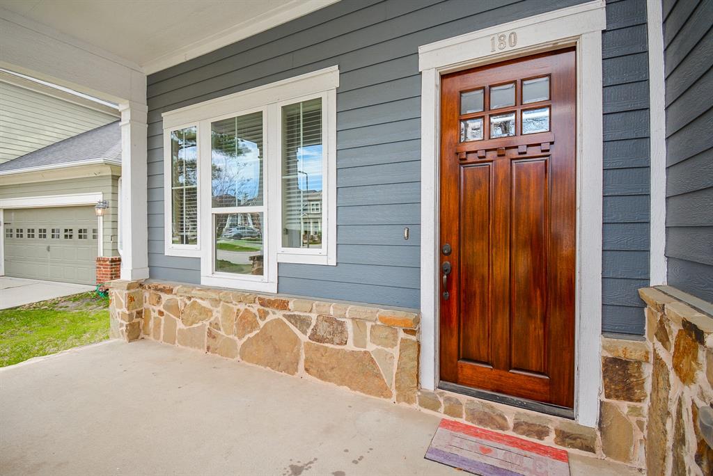 180 Cherry Oak Lane, Montgomery, Texas image 2