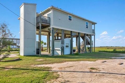 A home in Crystal Beach