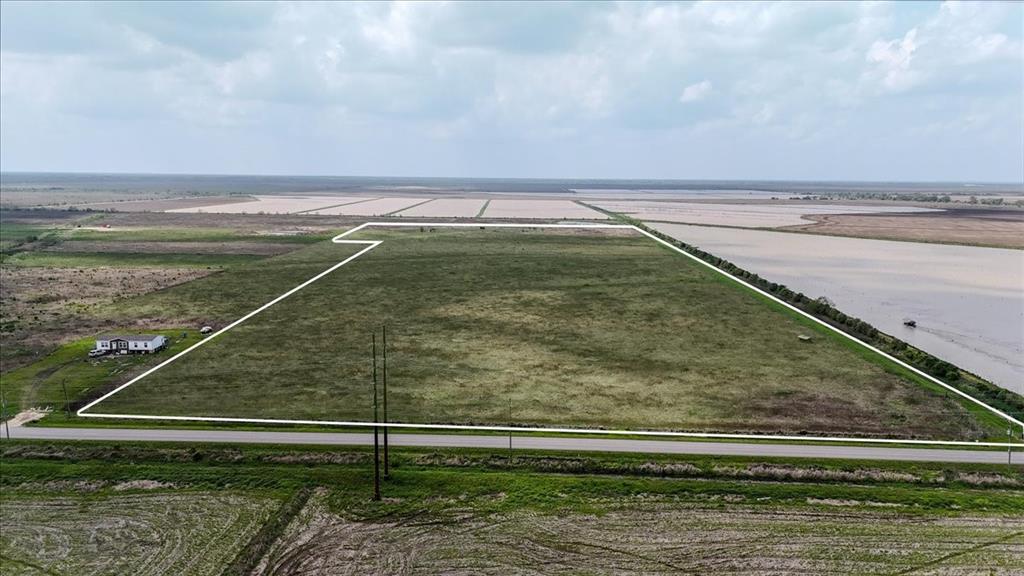 0000 Wilber Road, Winnie, Texas image 2