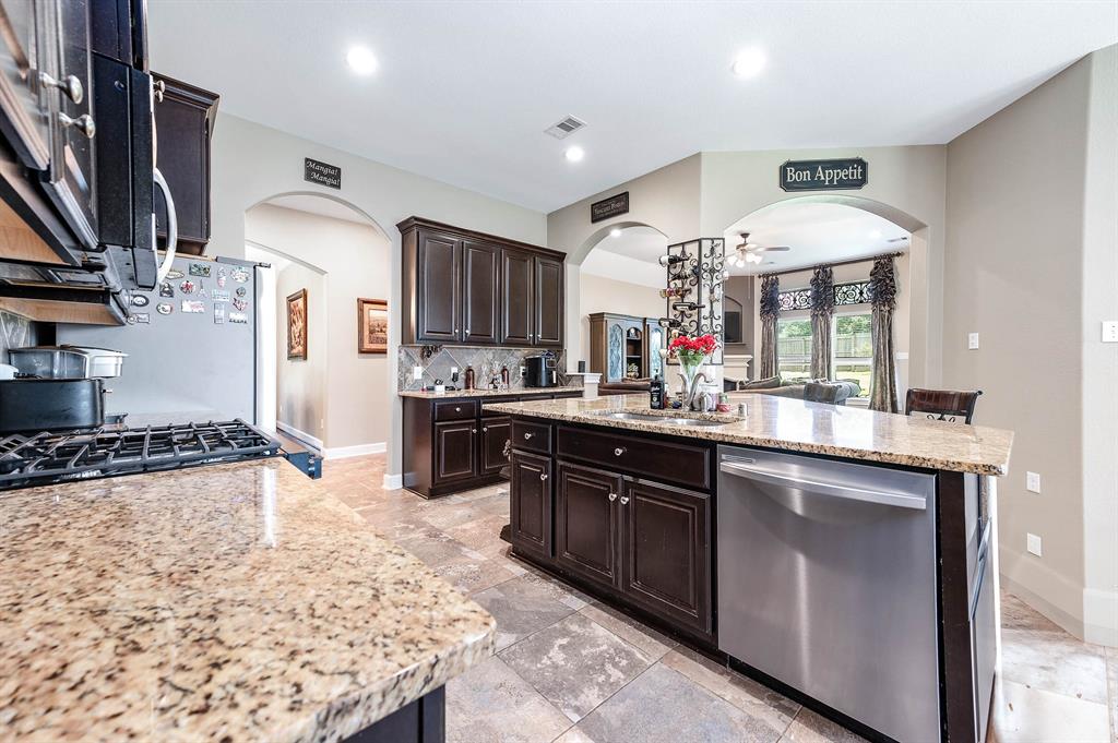 5923 Vinland Shores Court, Spring, Texas image 16