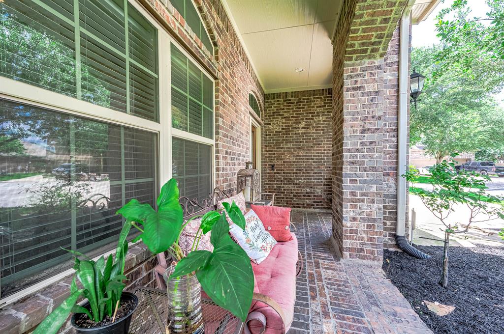 5923 Vinland Shores Court, Spring, Texas image 5