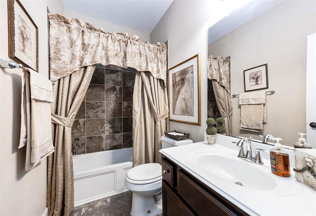 5923 Vinland Shores Court, Spring, Texas image 33